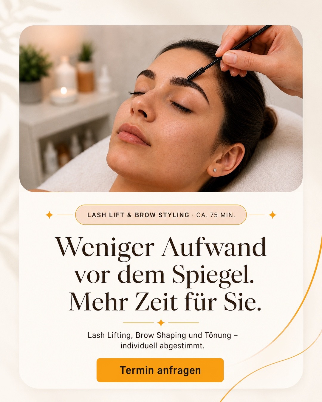 Beispielanzeige für Lash Lift und Brow Styling mit Brow-Behandlung, Nutzenbotschaft und Termin-CTA.